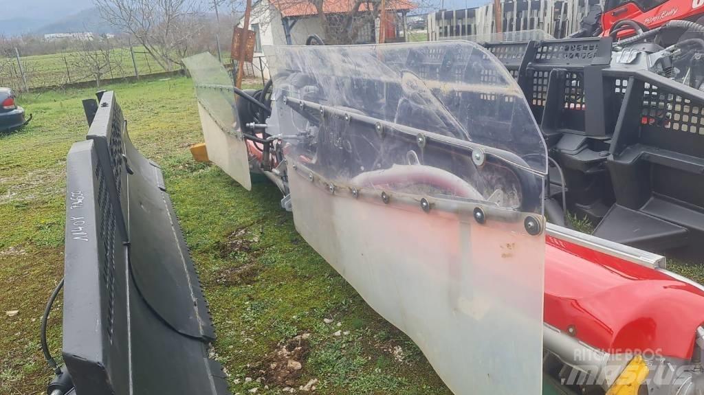  PistenBully  600 Χιονοστρωτήρες
