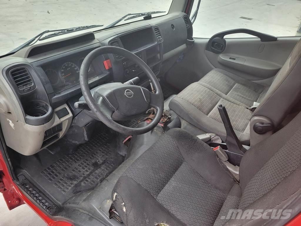 Nissan Cabstar Καμπίνες και εσωτερικό