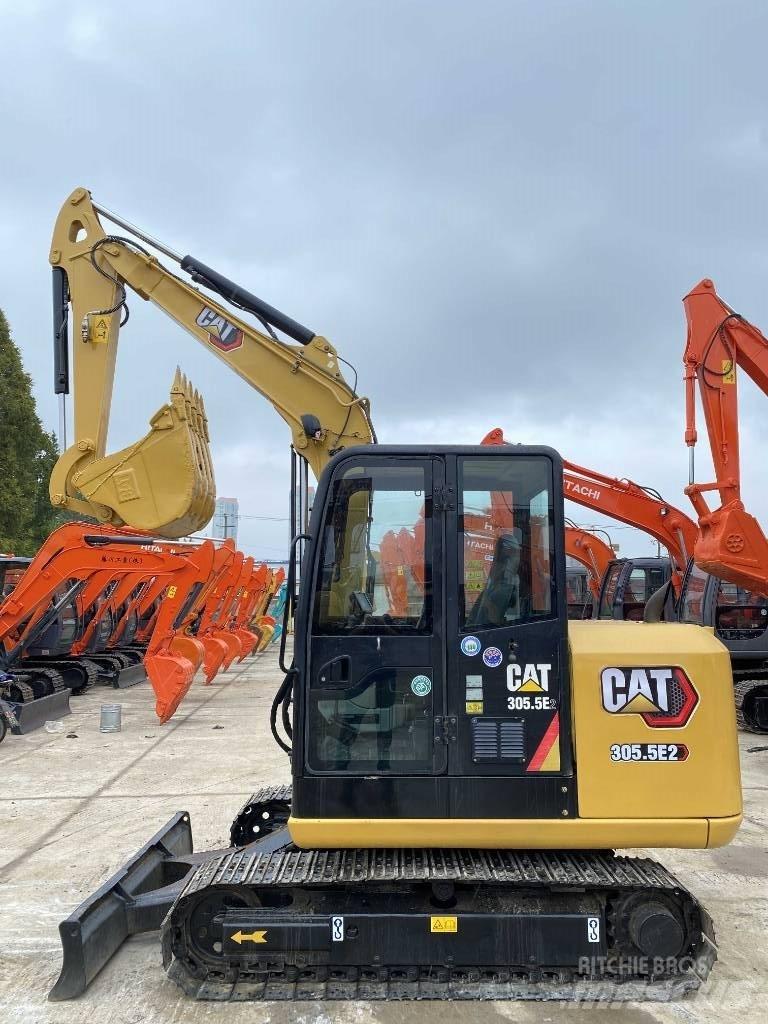 CAT 305.5 Εκσκαφείς με ερπύστριες