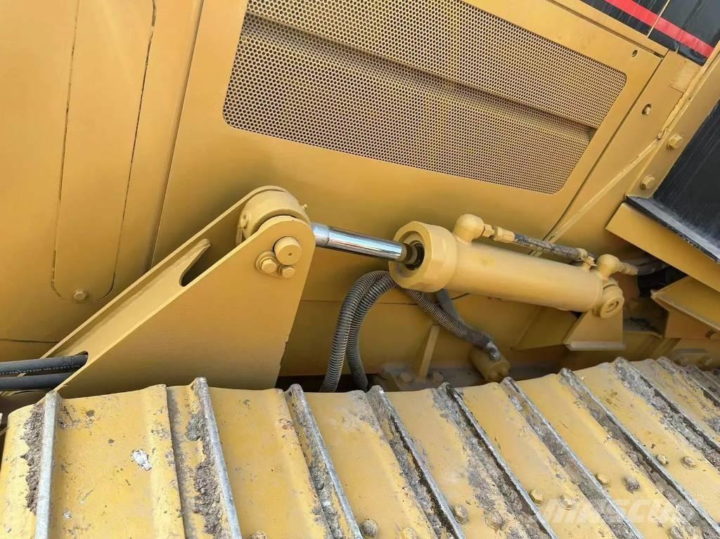 CAT D5C Μπουλντόζες με ερπύστριες