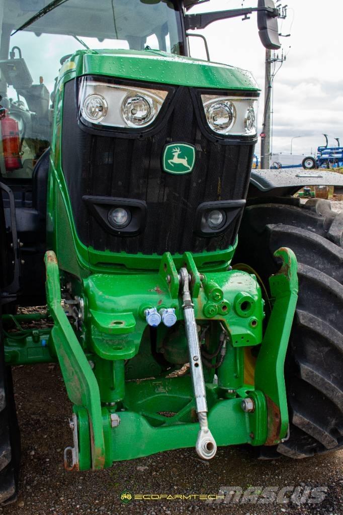 John Deere 6215 R Τρακτέρ