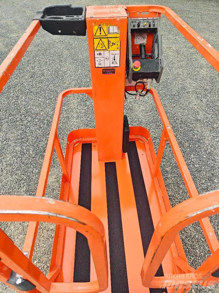 JLG 1230 ES Ανυψωτήρες με κατακόρυφους πυλώνες
