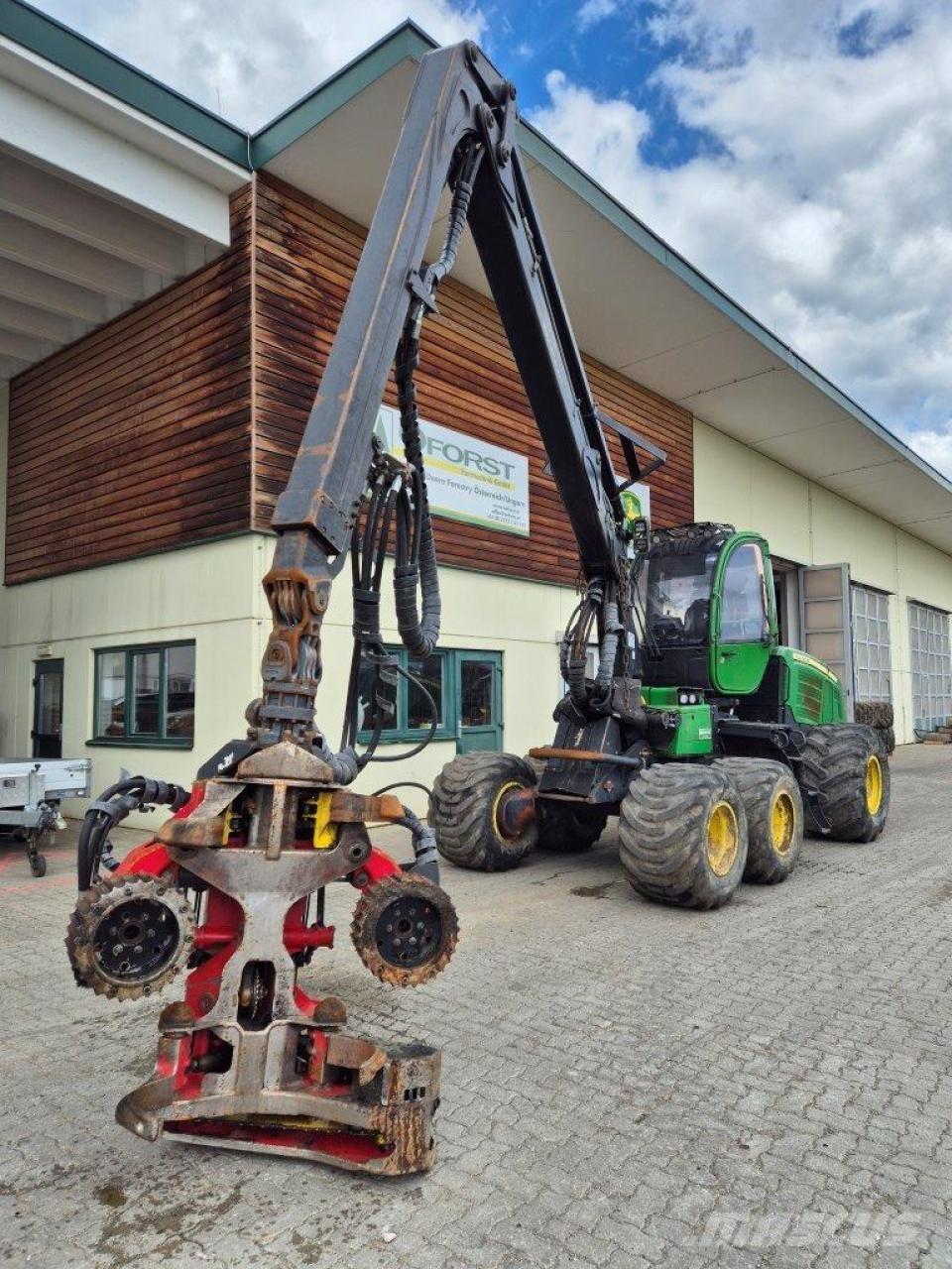 John Deere 1070 E Θεριζοαλωνιστικές μηχανές