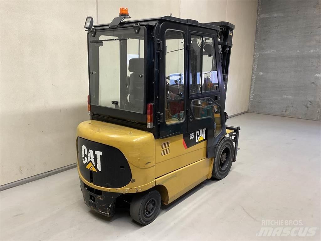 CAT EP35K-PAC Ηλεκτρικά περονοφόρα ανυψωτικά κλαρκ