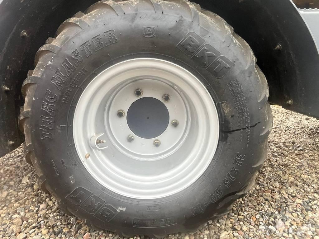 Eurotrac W12F XL Μίνι φορτωτές