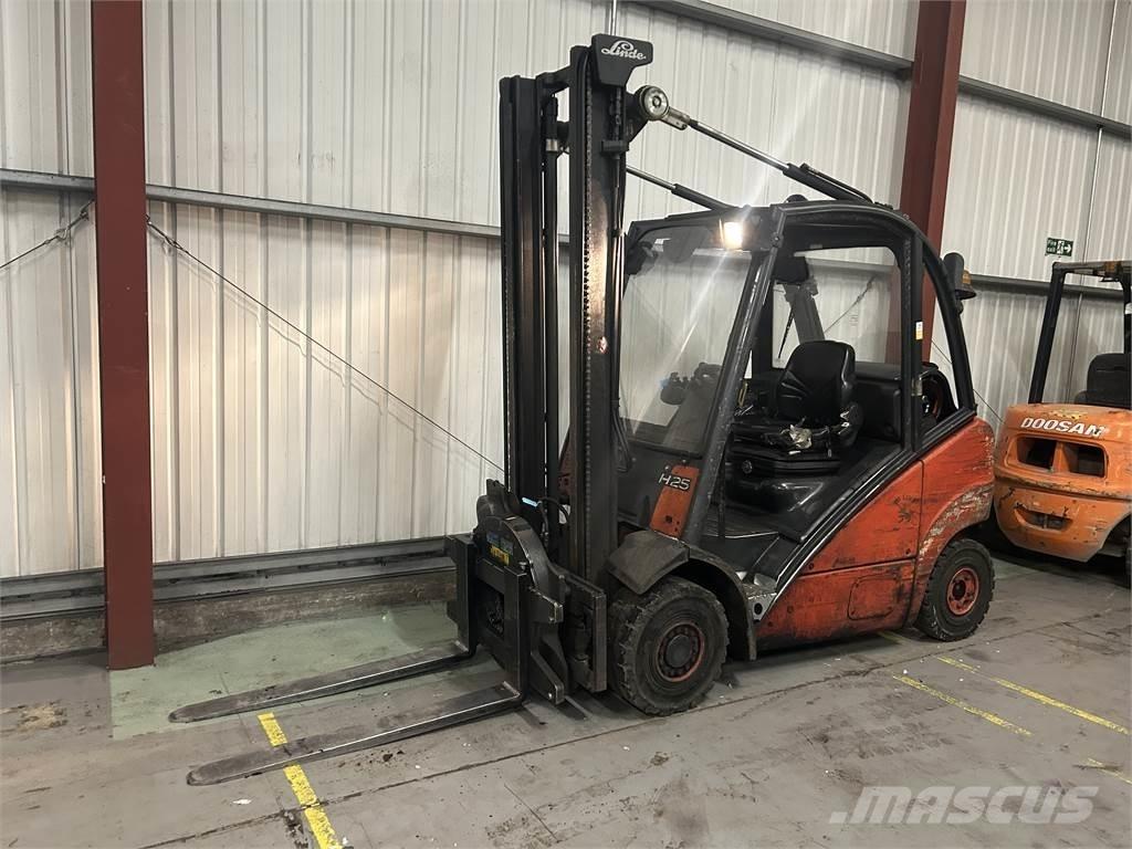 Linde H25T Περονοφόρα ανυψωτικά κλαρκ με φυσικό αέριο LPG