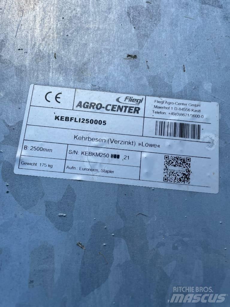 Fliegl Zamiatarka Άλλα γεωργικά μηχανήματα