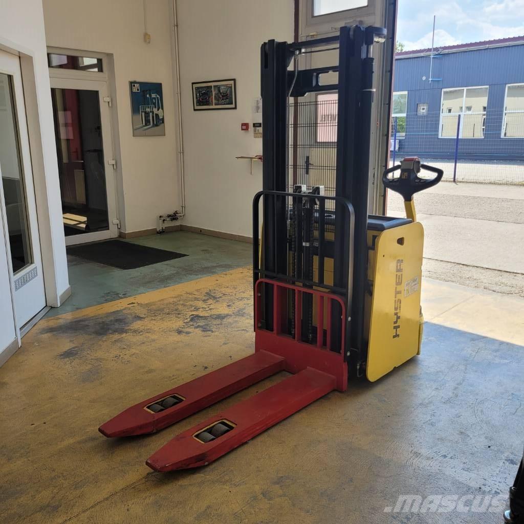 Hyster S1.4iL Παλετοφόρα πεζού χειριστή με ιστό