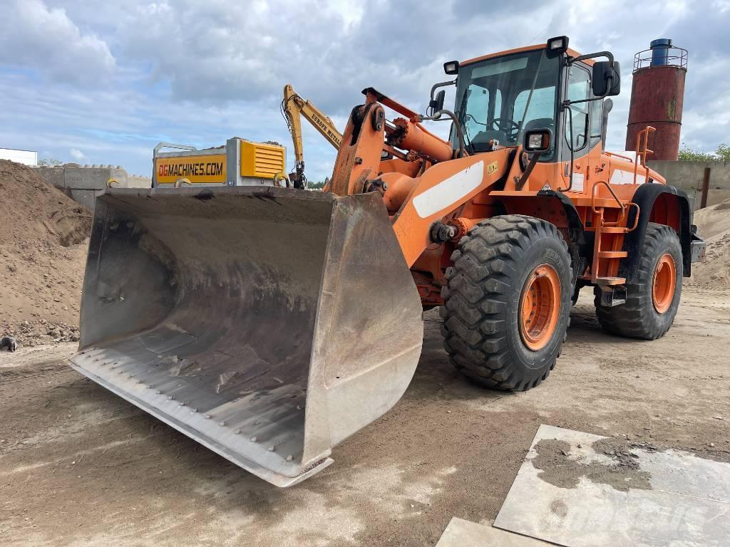 Doosan DL 350 Φορτωτές με λάστιχα (Τροχοφόροι)