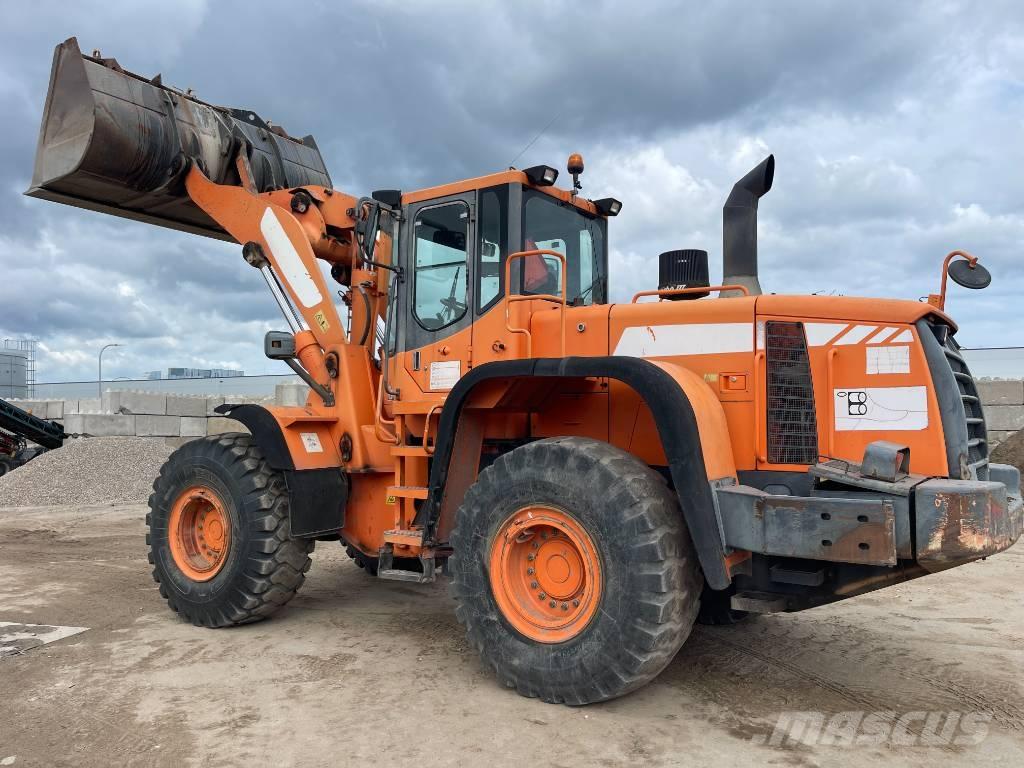 Doosan DL 350 Φορτωτές με λάστιχα (Τροχοφόροι)