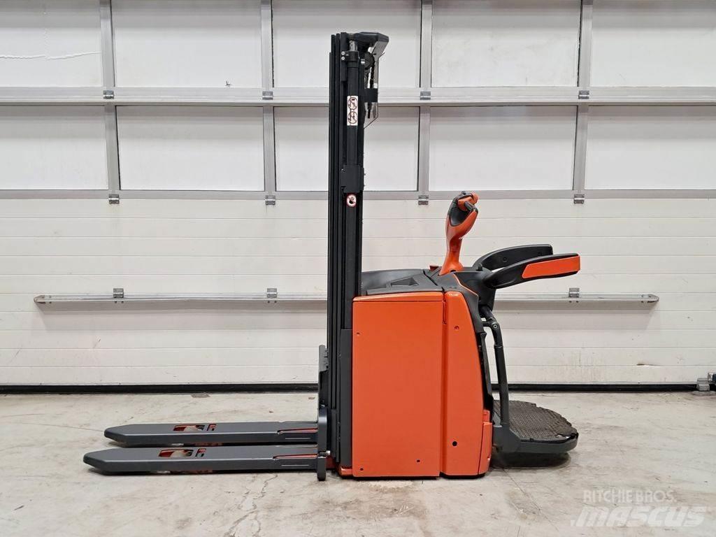 Linde L14 AP Παλετοφόρα πεζού χειριστή με ιστό