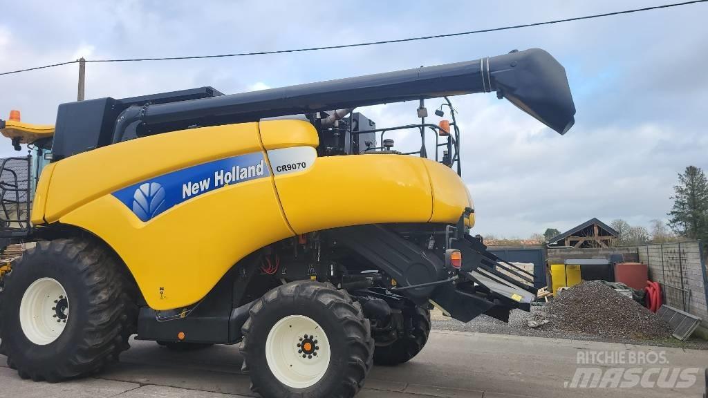 New Holland CR9070 Θεριζοαλωνιστικές μηχανές