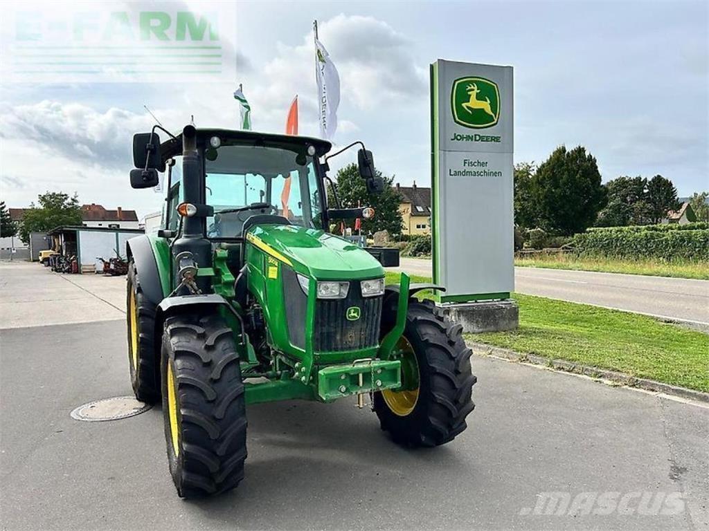 John Deere 5100m Τρακτέρ