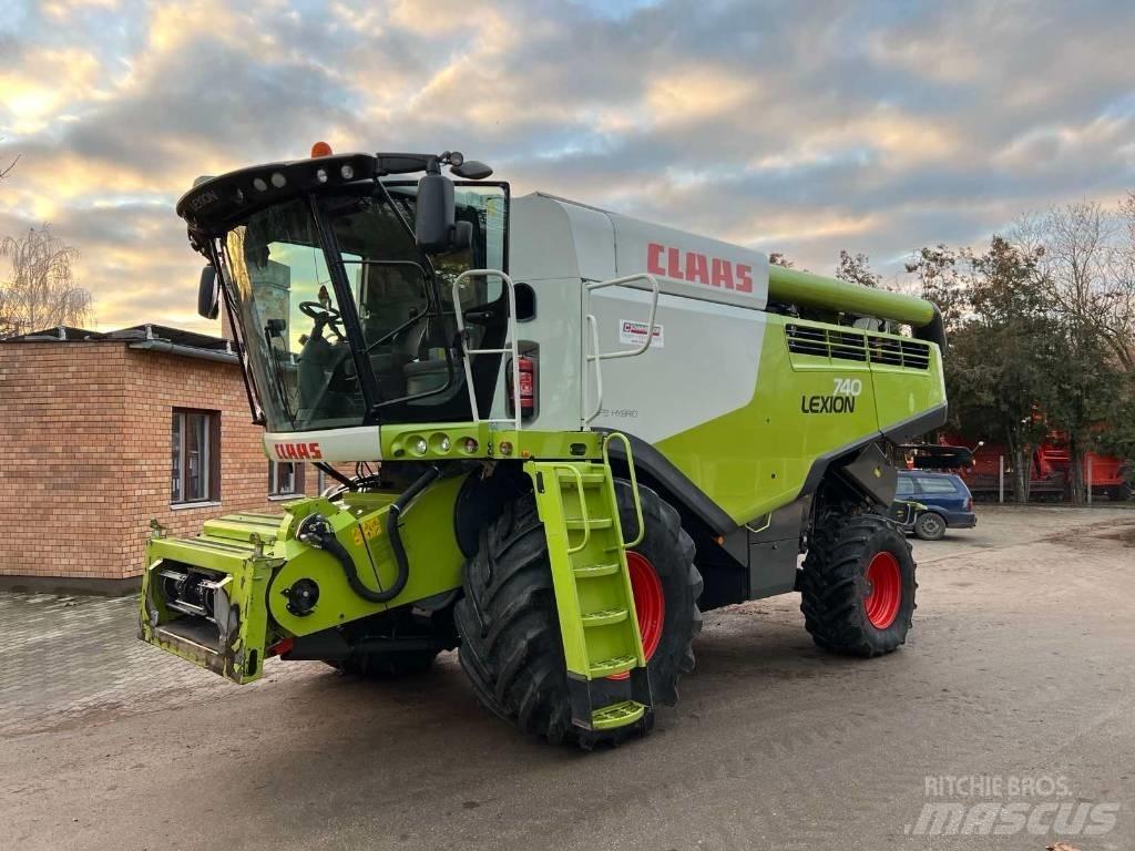 CLAAS 740 Θεριζοαλωνιστικές μηχανές