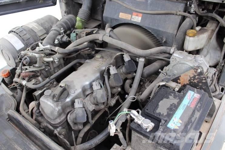 Nissan DX25LPG Περονοφόρα ανυψωτικά κλαρκ με φυσικό αέριο LPG