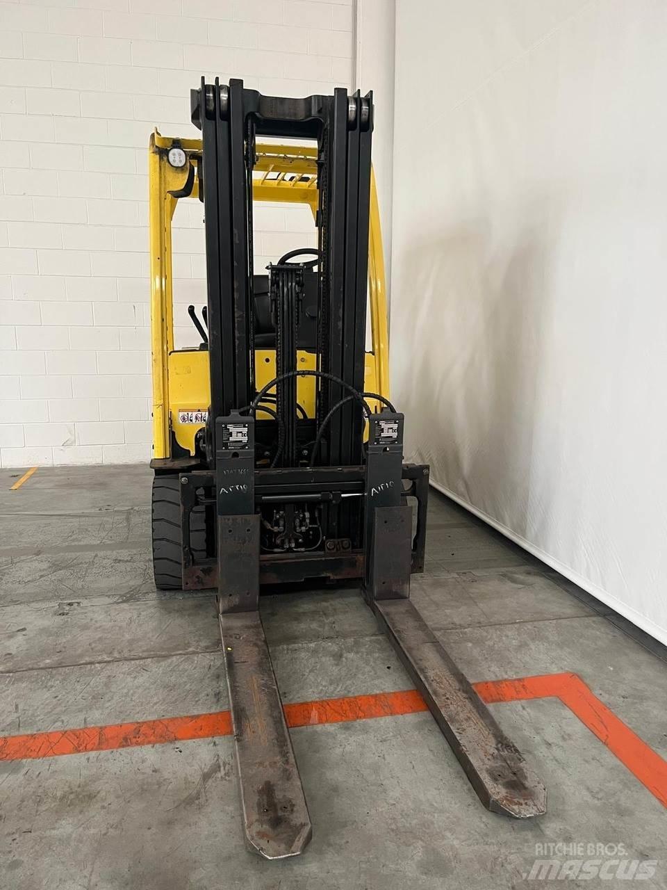Hyster J3.0XN Ηλεκτρικά περονοφόρα ανυψωτικά κλαρκ