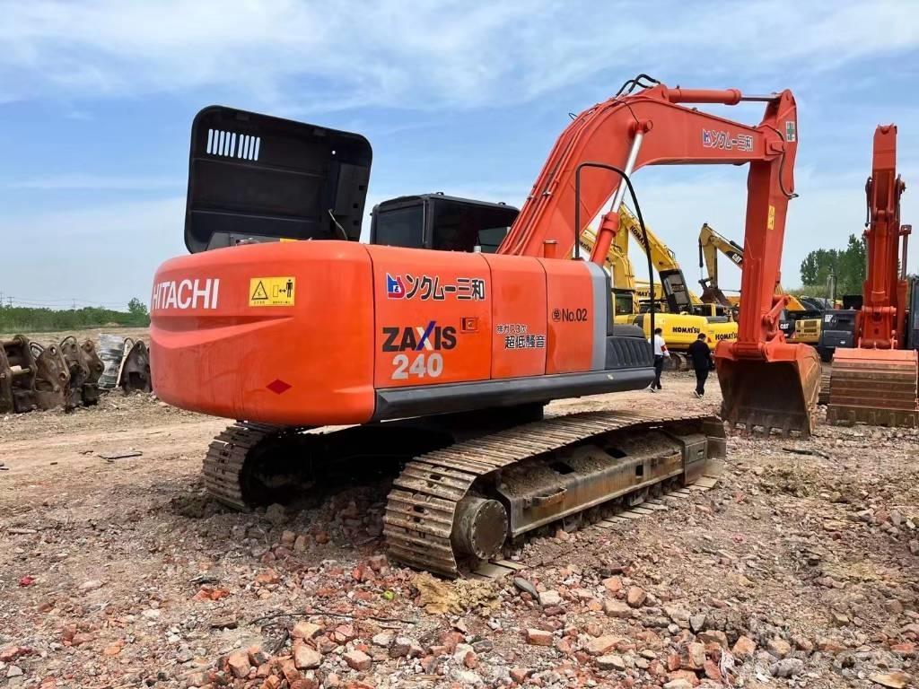Hitachi ZX 240-3 Εκσκαφείς με ερπύστριες
