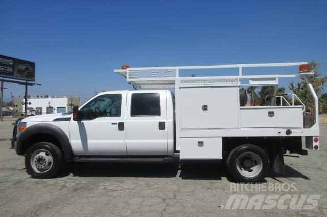 Ford F 550 Φορτηγά Kαρότσα με ανοιγόμενα πλαϊνά