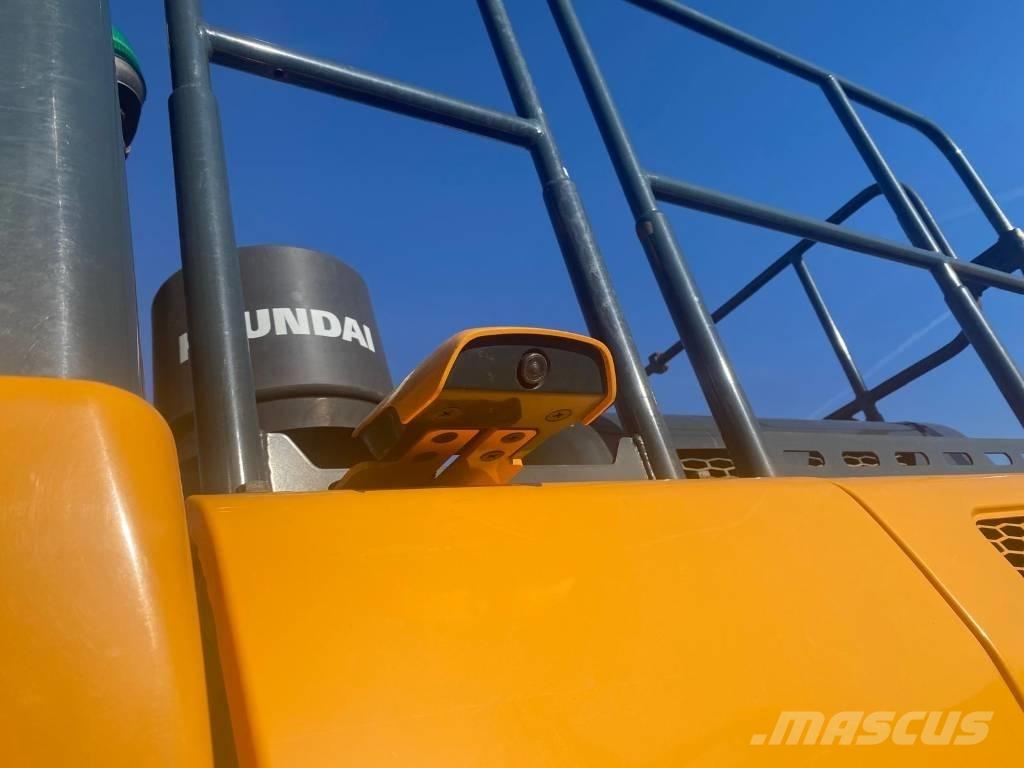 Hyundai HX220L Εκσκαφείς με ερπύστριες