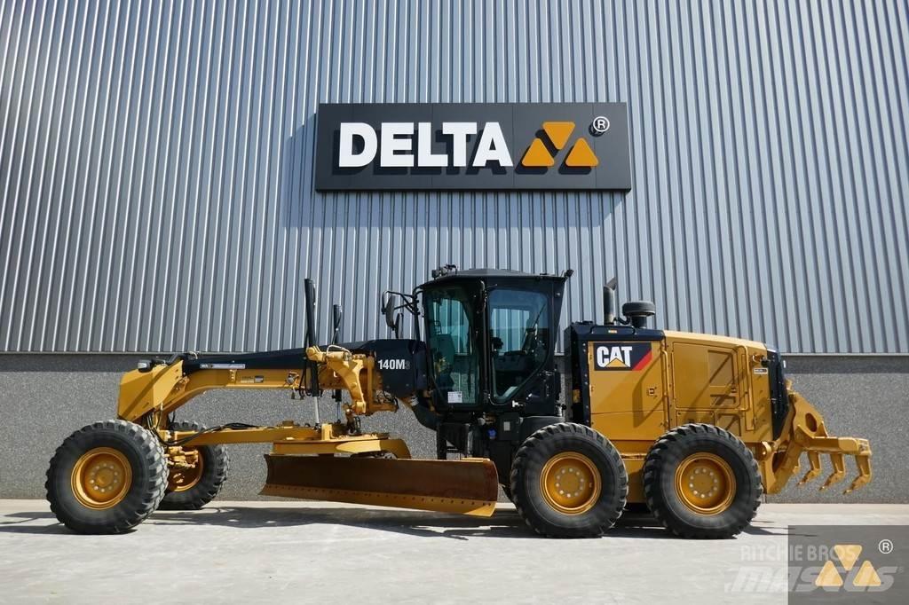 CAT 140M3 Γκρέιντερς