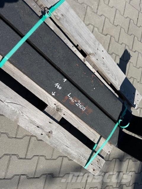 Linde 2400 MM Δικράνες