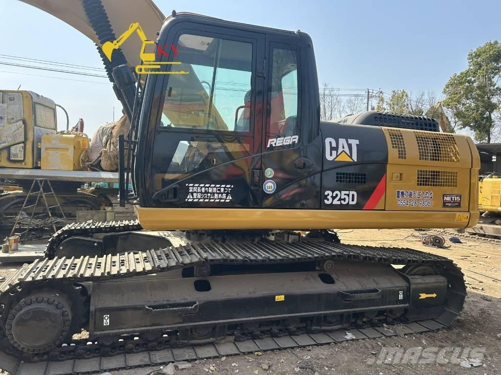 CAT 325 Εκσκαφείς με ερπύστριες
