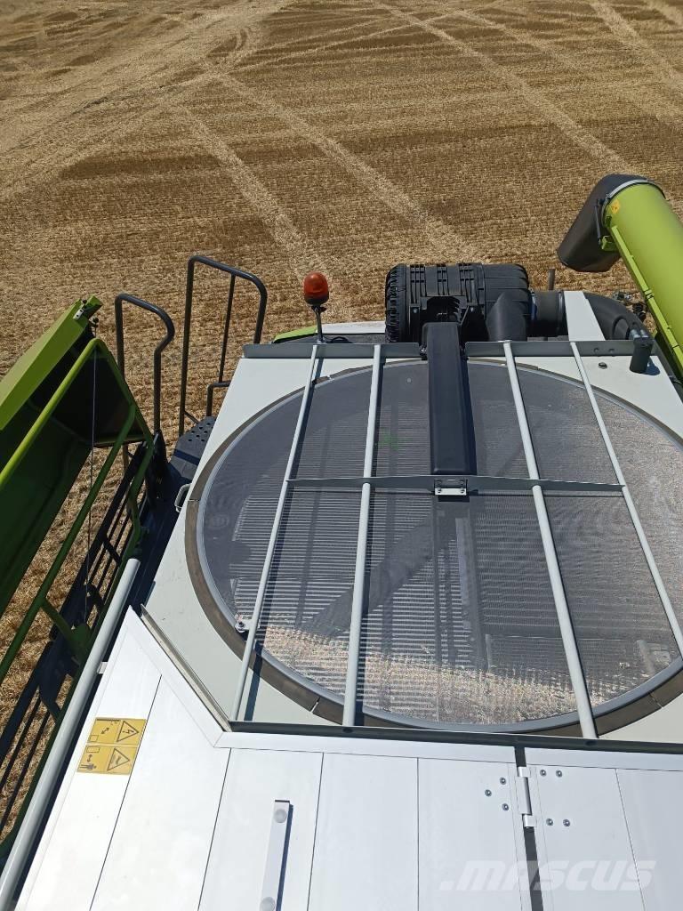 CLAAS Lexion 8700 Θεριζοαλωνιστικές μηχανές