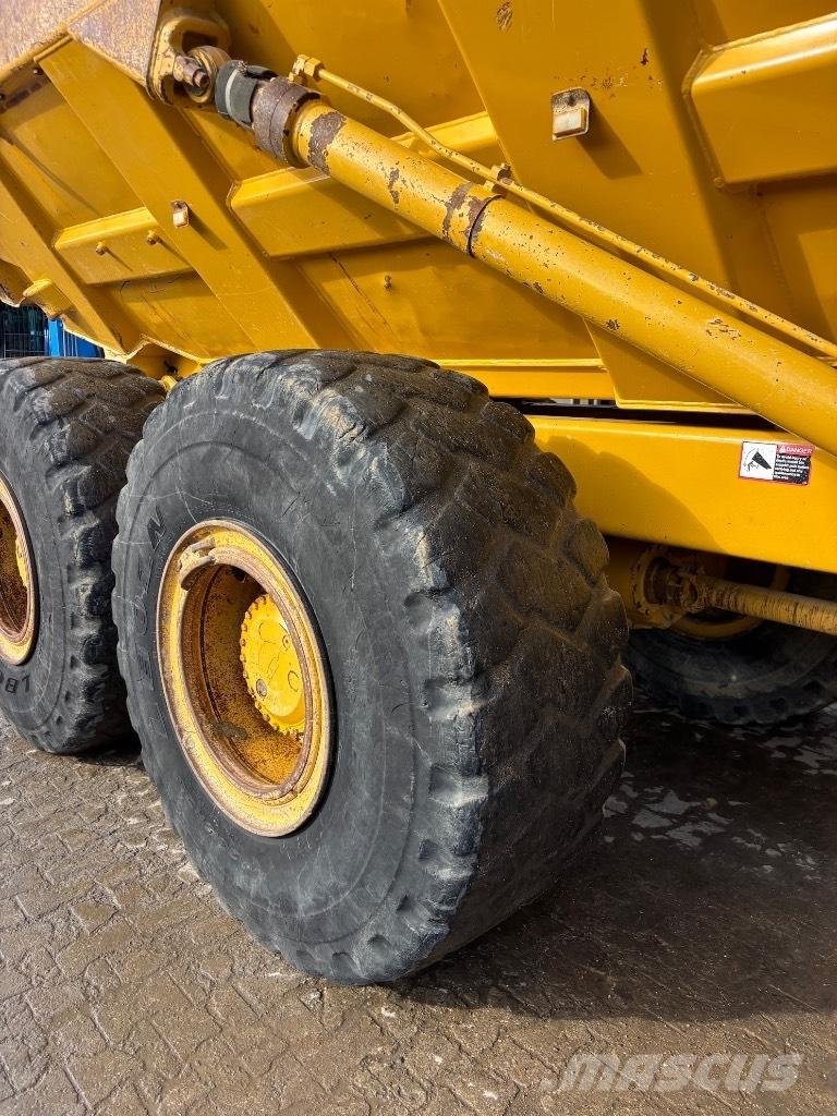 Bell B 25 D Σπαστό Dump Truck ADT