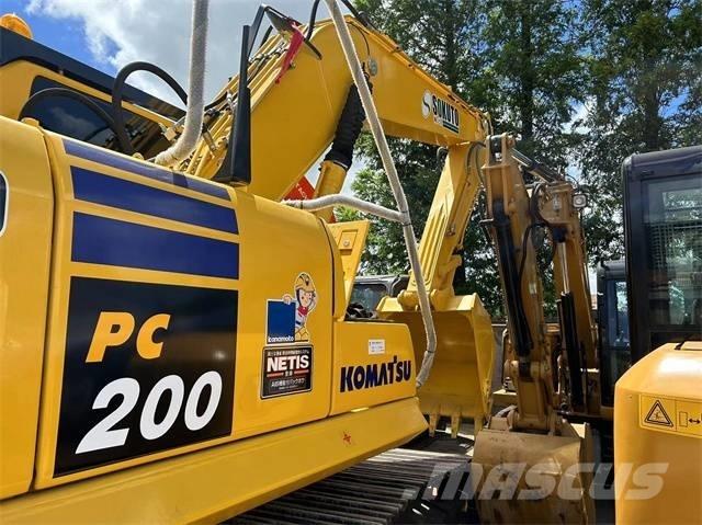 Komatsu PC 200-8 Εκσκαφείς με ερπύστριες
