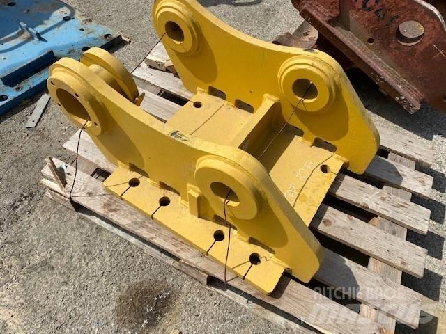 CAT 325 Μπούμες και κουτάλες