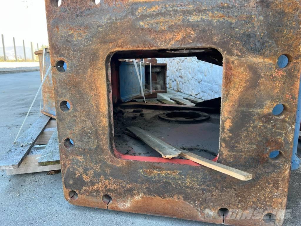 Rammer RB 42 Αρπάγες