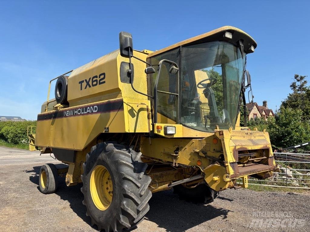 New Holland TX 62 Θεριζοαλωνιστικές μηχανές