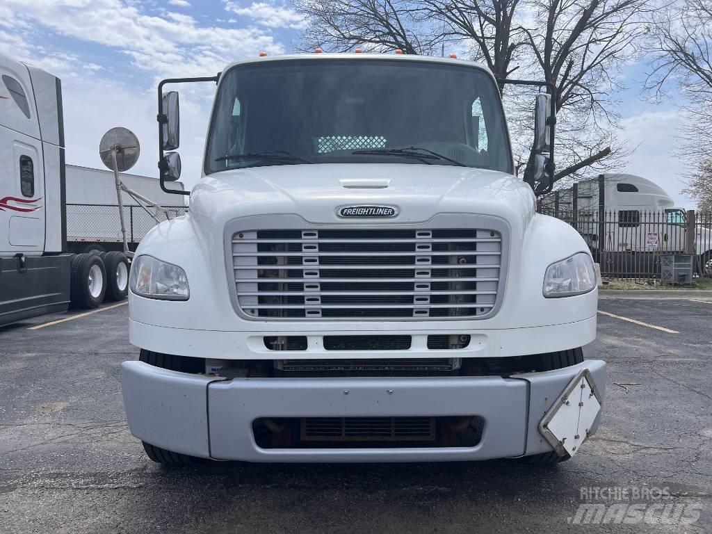 Freightliner M 106 Φορτηγά Kαρότσα με ανοιγόμενα πλαϊνά