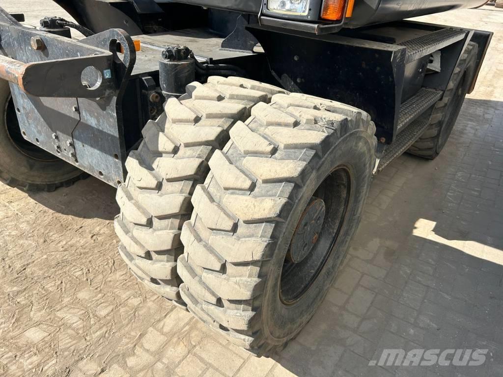 Hitachi ZX 140 W-5B Εκσκαφείς με τροχούς - λάστιχα