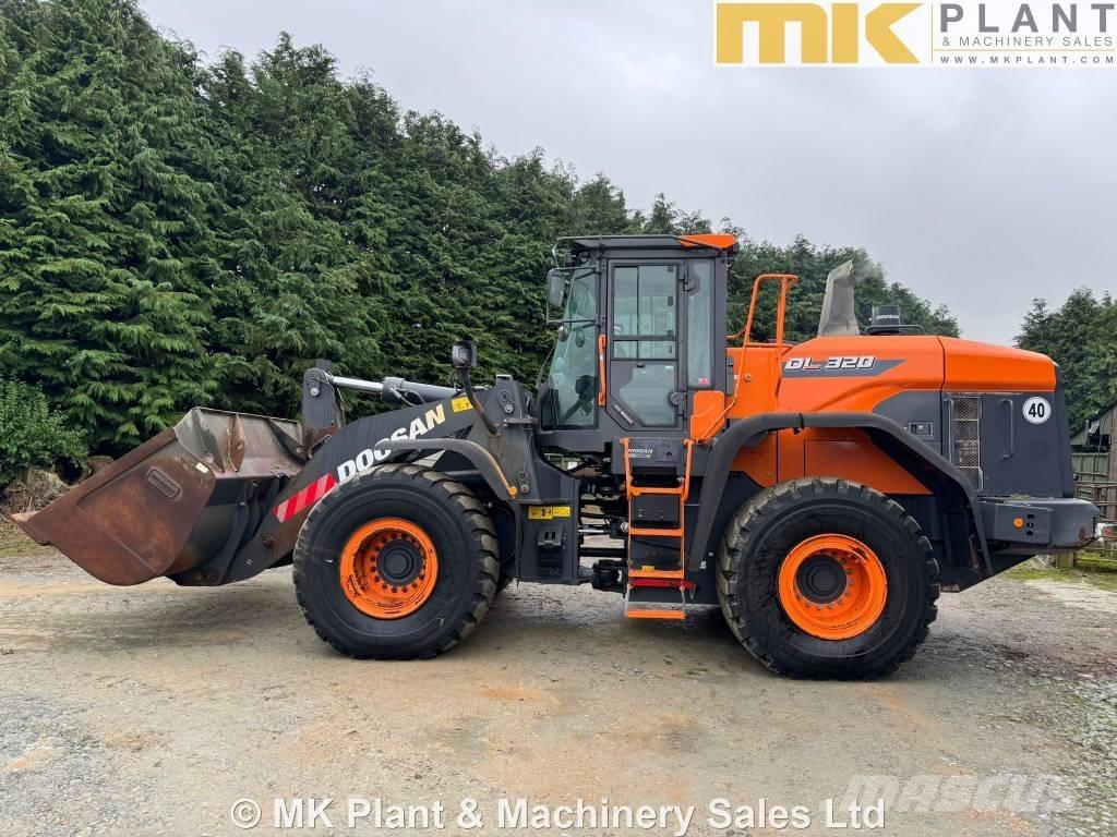 Doosan DL 320-7 Φορτωτές με λάστιχα (Τροχοφόροι)