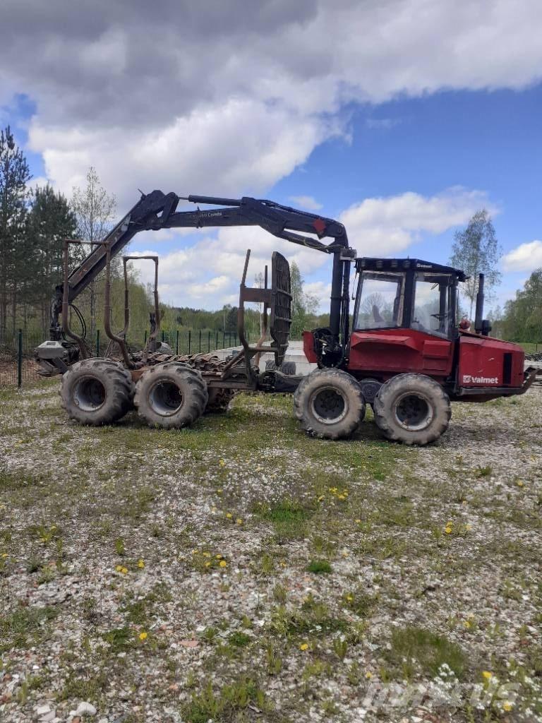Valmet 820 Μεταφορείς ξυλείας