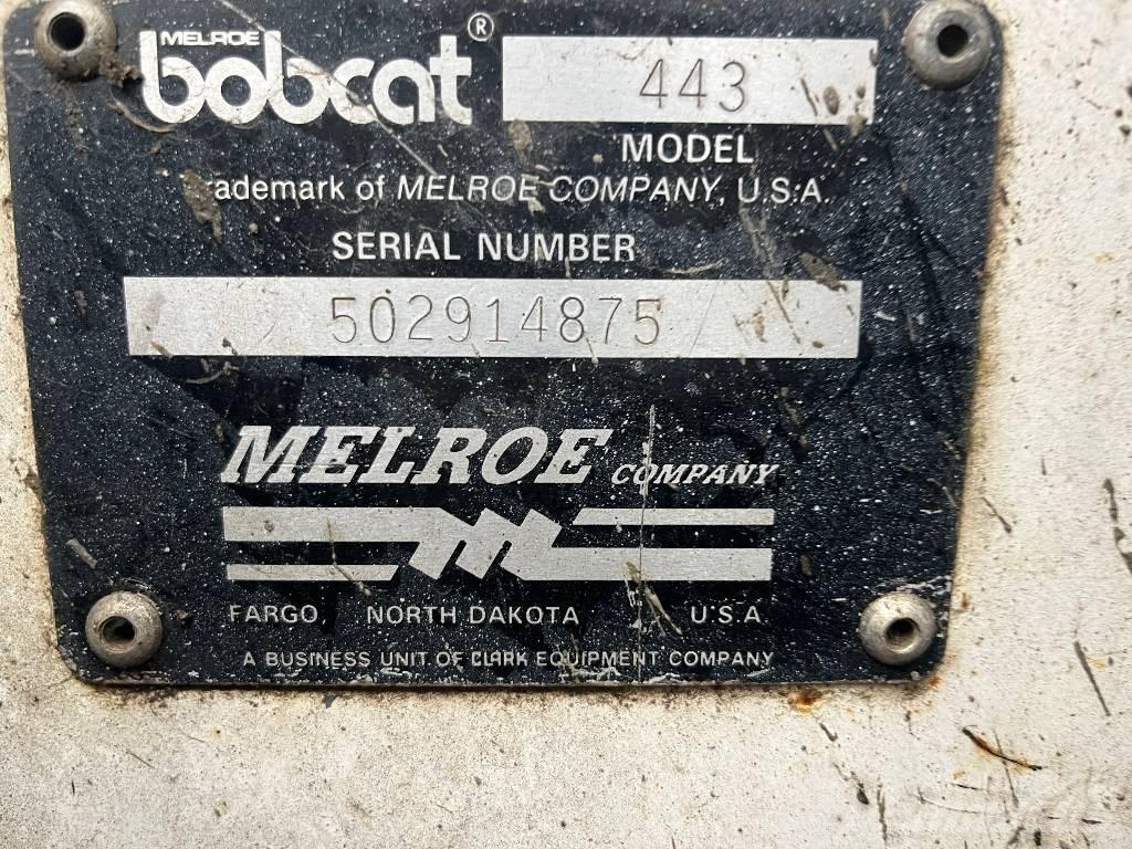 Bobcat 443      V-4129 Εμπρόσθιοι φορτωτές και σκαπτικά