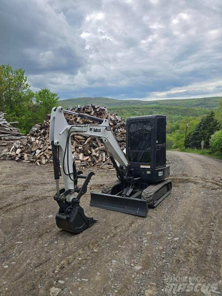 Bobcat E 32 Εκσκαφάκι (διαβολάκι) < 7t