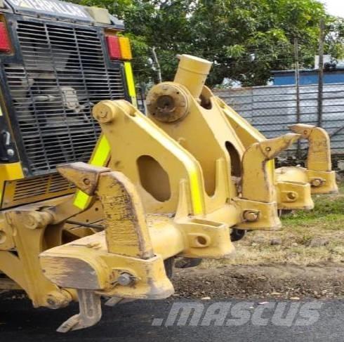 CAT 140 M Γκρέιντερς