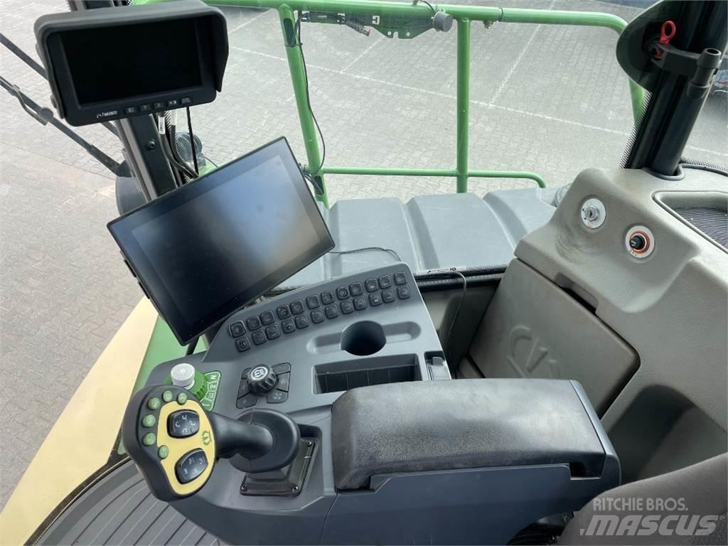 Krone BiG X 780 Ενσιρωκοπτικές μηχανές