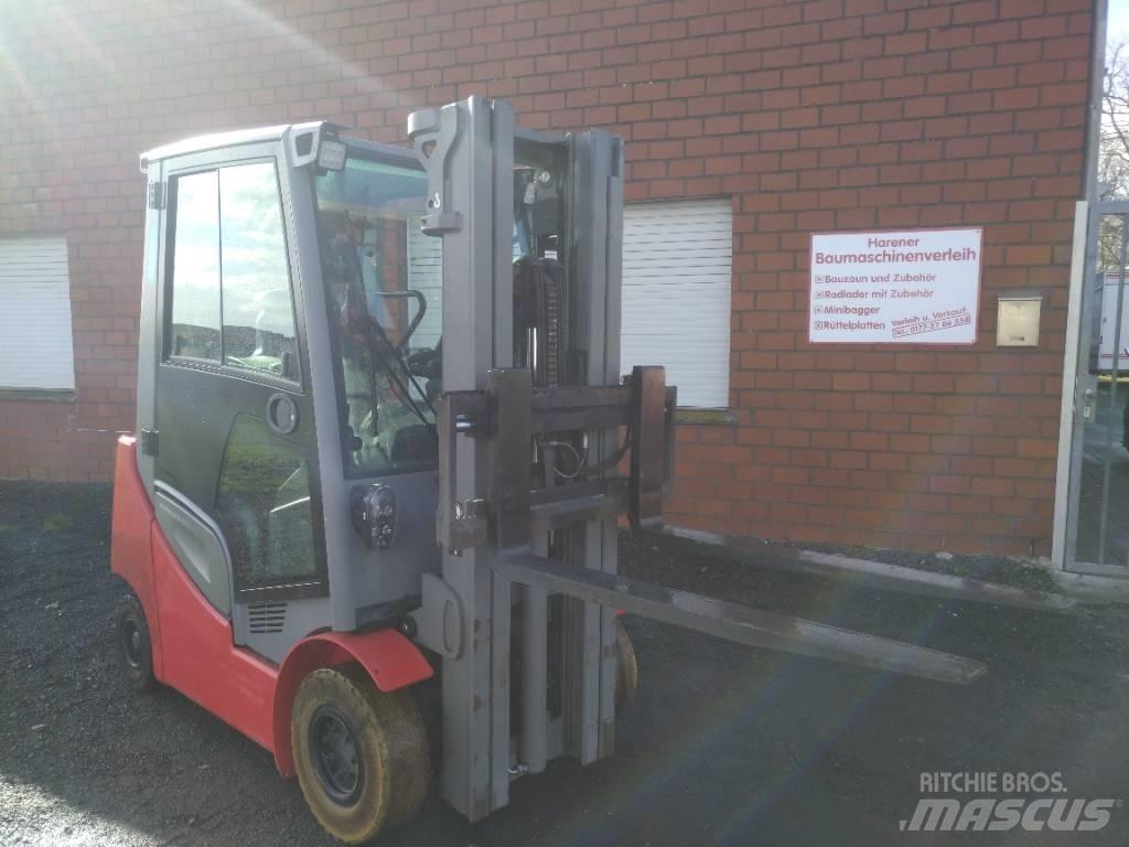 Jungheinrich TFG 320 Περονοφόρα ανυψωτικά κλαρκ με φυσικό αέριο LPG