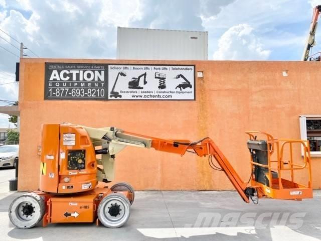 JLG E 300 AJP Κατασκευές - Άλλα