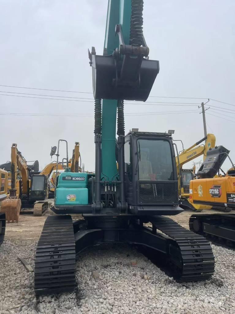 Kobelco SK 200 Εκσκαφείς με ερπύστριες