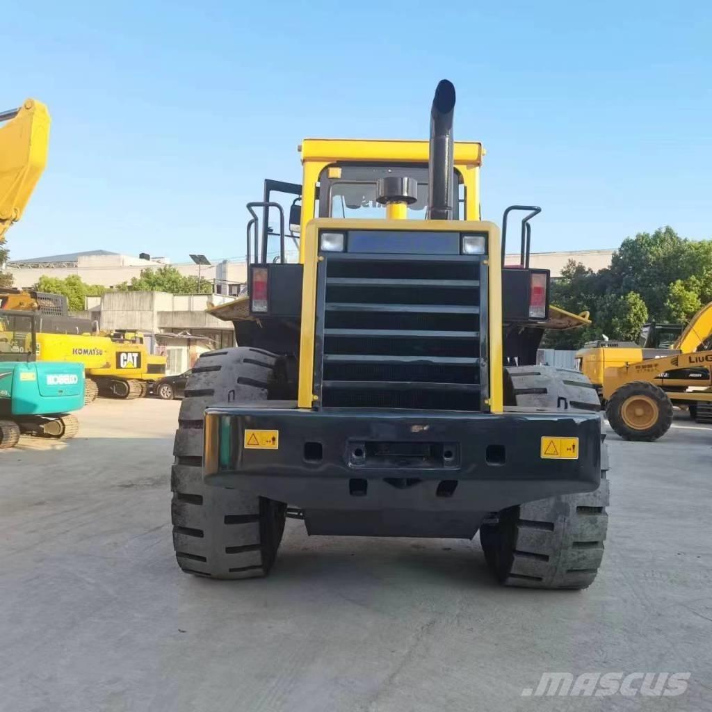 Komatsu WA 320-5 Φορτωτές με λάστιχα (Τροχοφόροι)