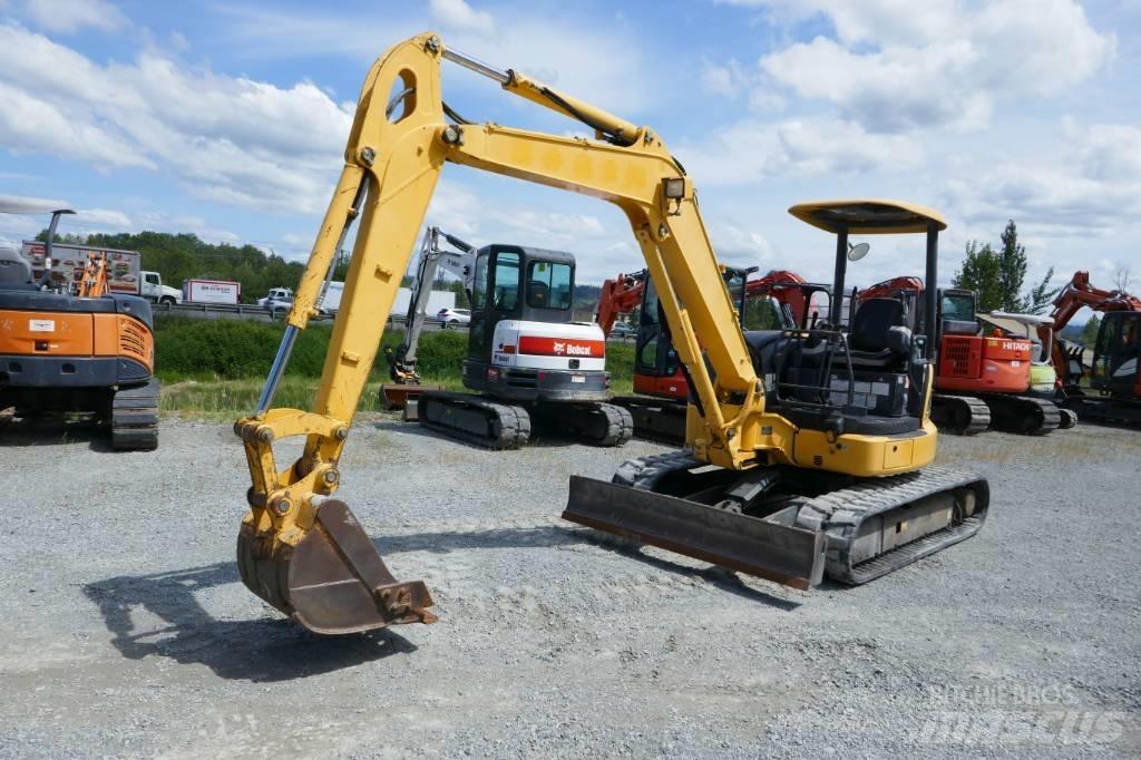Komatsu PC 55 MR-3 Εκσκαφάκι (διαβολάκι) < 7t
