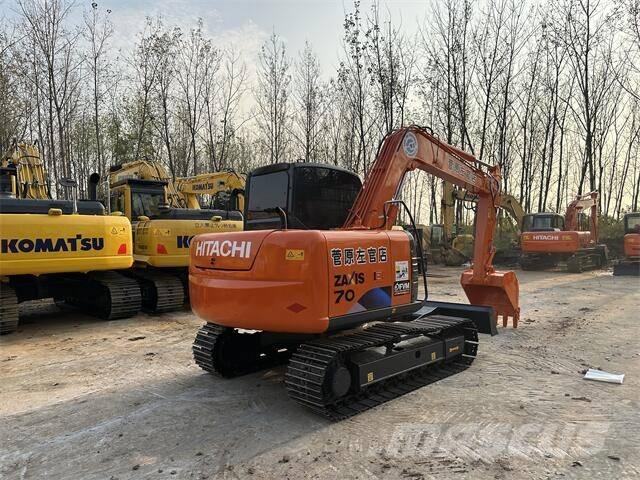Hitachi ZX70 Εκσκαφείς με ερπύστριες