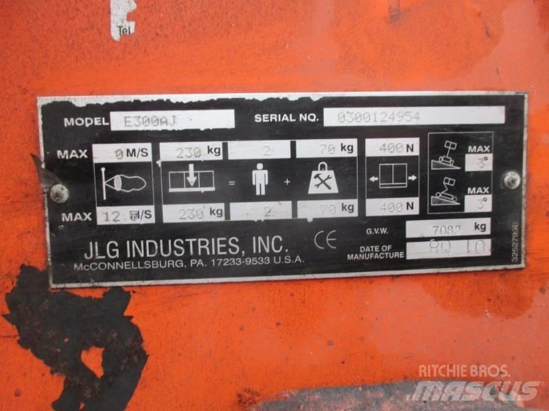 JLG E 300 AJ Ανυψωτήρες με αρθρωτό βραχίονα