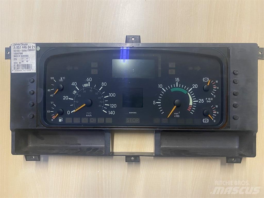 Mercedes-Benz Econic Ηλεκτρονικά