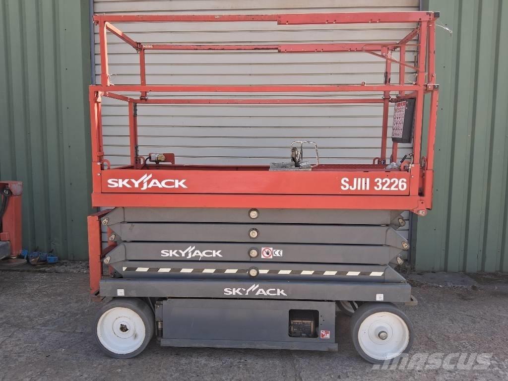 SkyJack SJ III 3226 Ανυψωτήρες ψαλιδωτής άρθρωσης
