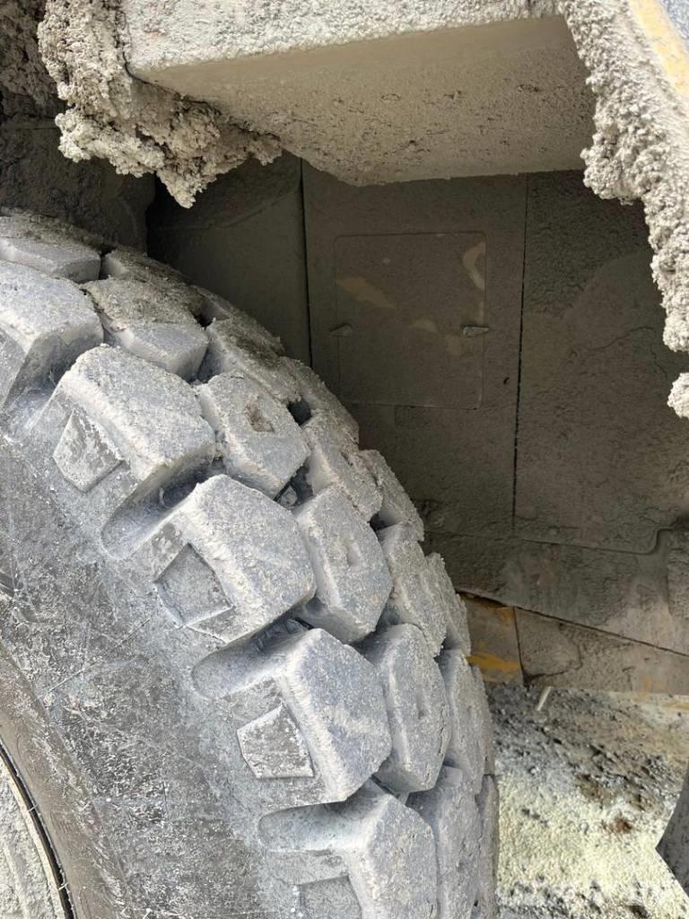 CAT 771D Άκαμπτα Dumper με ανατρεπόμενο κάδο
